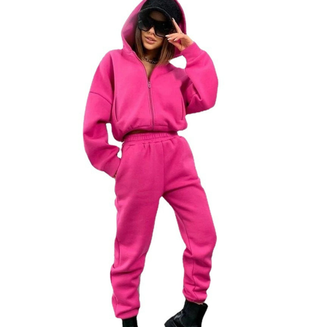 Women's Comfortable Oversized Two-Piece Jogging Suit with Hood Half Zip, Elastic High Waist Band and Kangaroo Pockets Mune Fashion