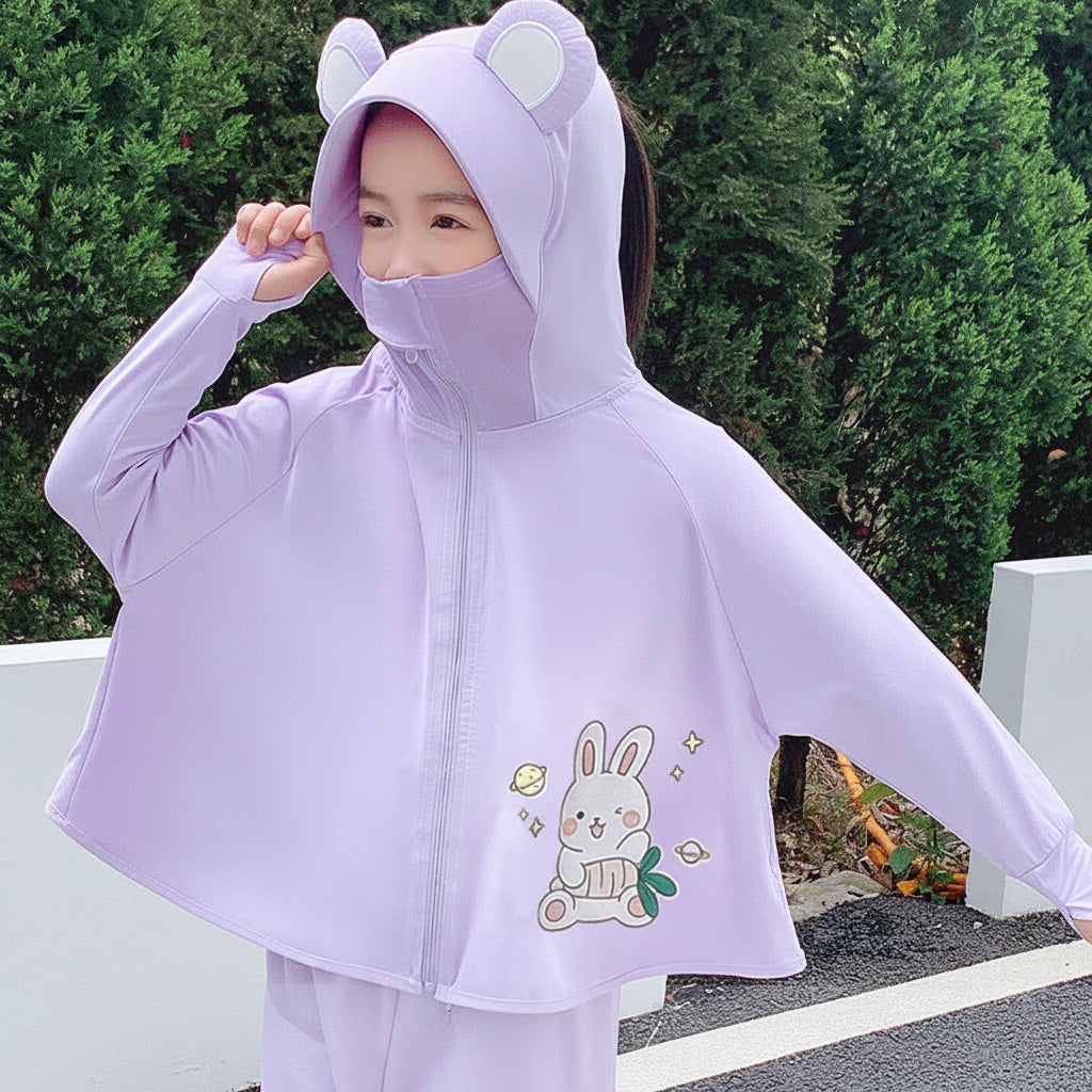 Women's sporty lightweight jacket with hood and playful design Mune Fashion