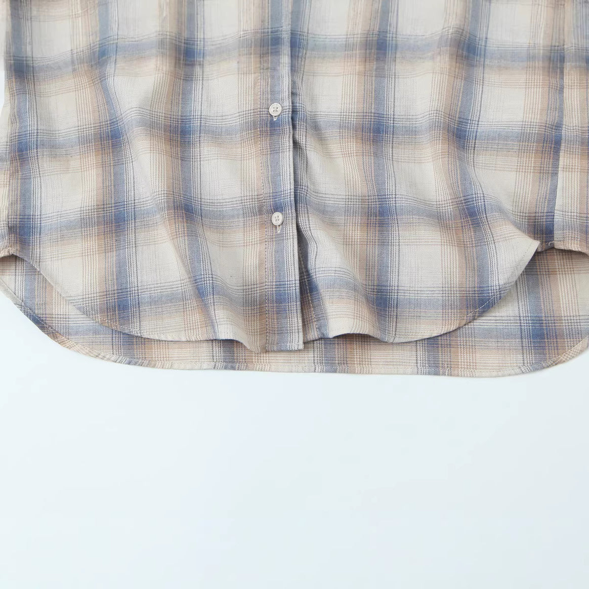 Women Oversize Check Shirt made of lightweight viscose with chest pocket Mune Fashion