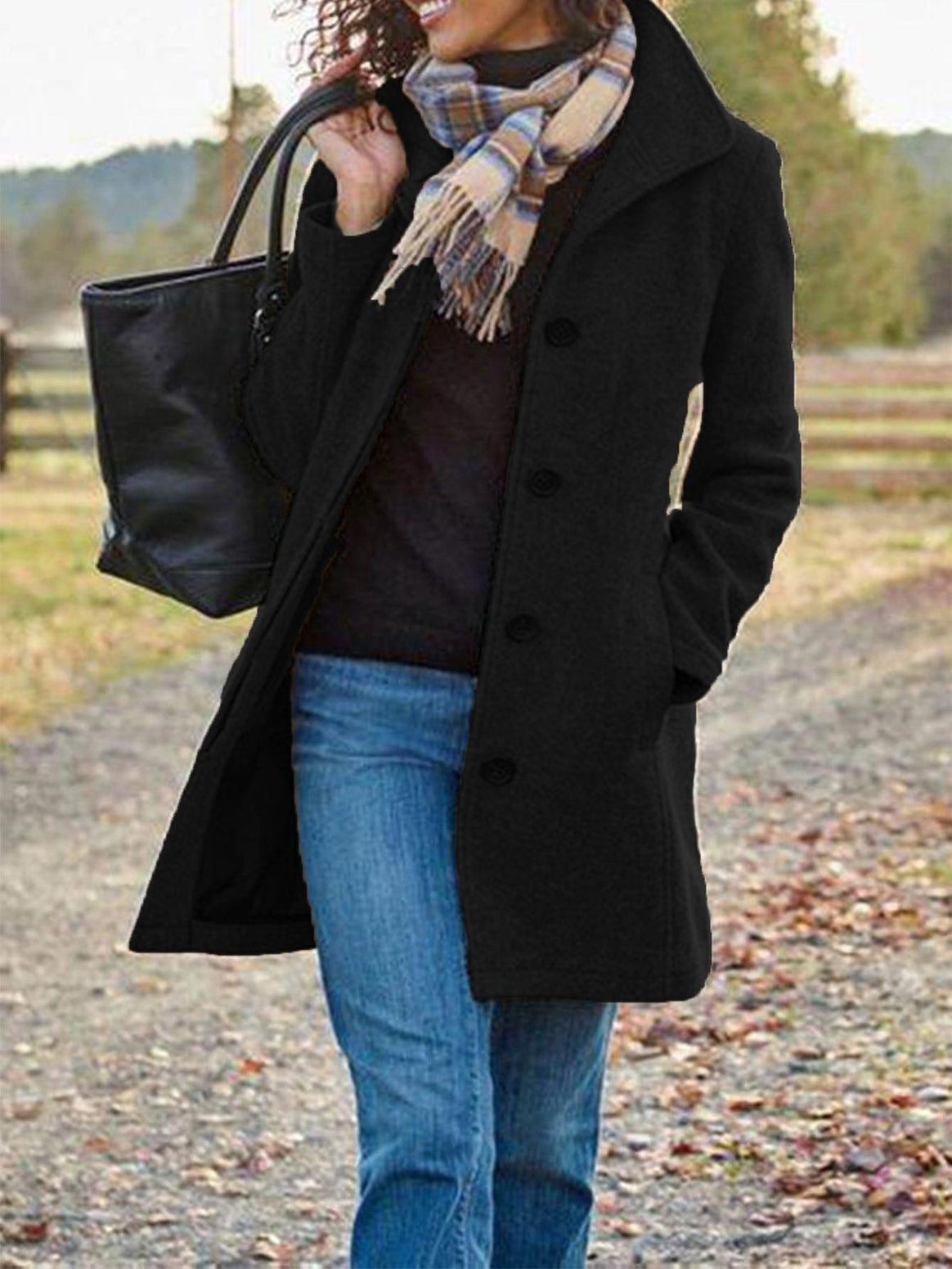 Women's short coat made of faux suede with shirt collar, button placket, and side pockets Mune Fashion