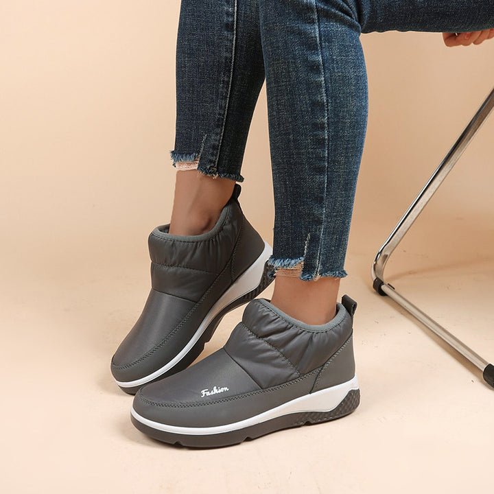 Women Padded Slip-On Winter Booties with Wedge Sole Mune Fashion