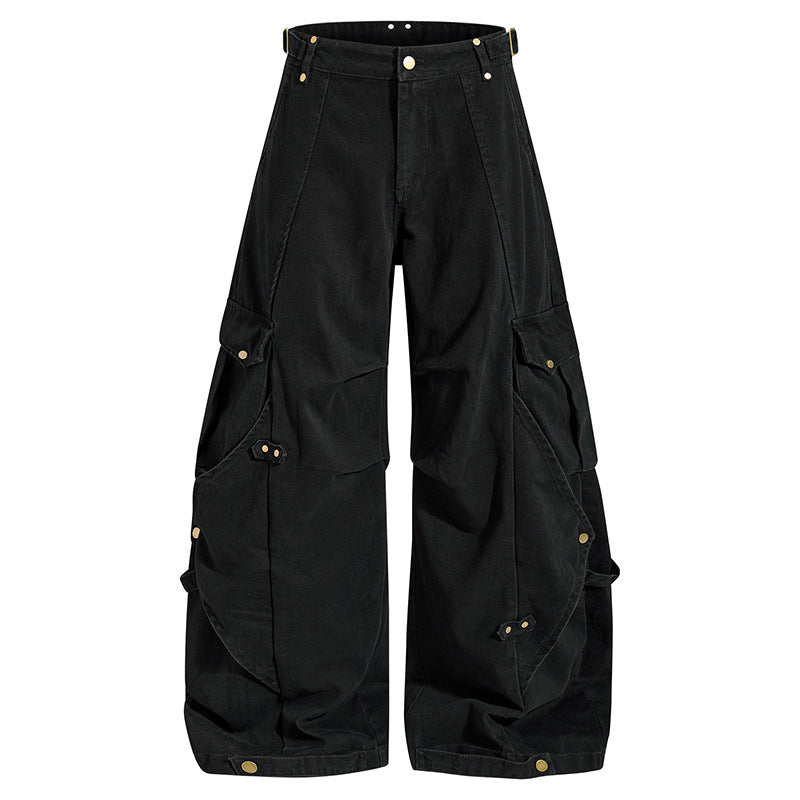Women wide cargo culotte pants with adjustable straps, large flap pockets, and balloon silhouette Mune Fashion