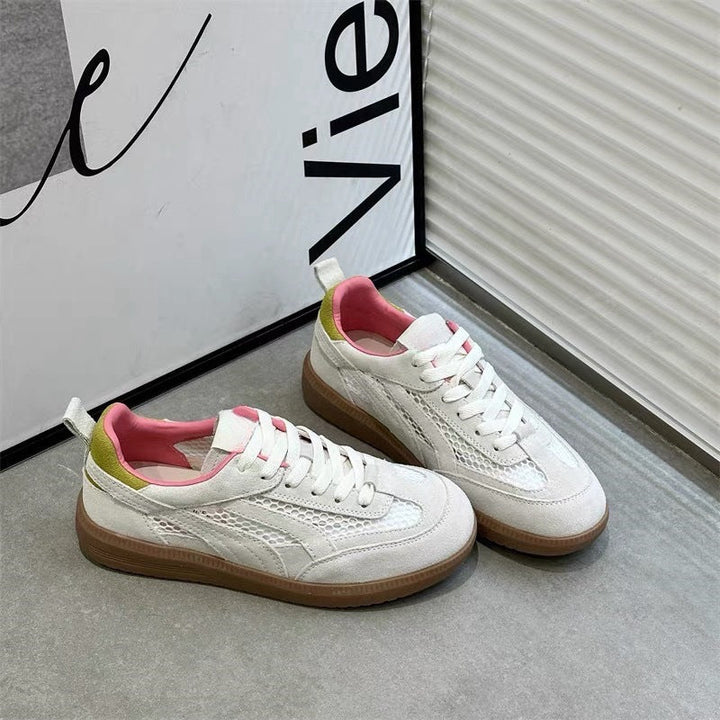 Women Retro Sneaker with breathable surface structure and structured sole Mune Fashion