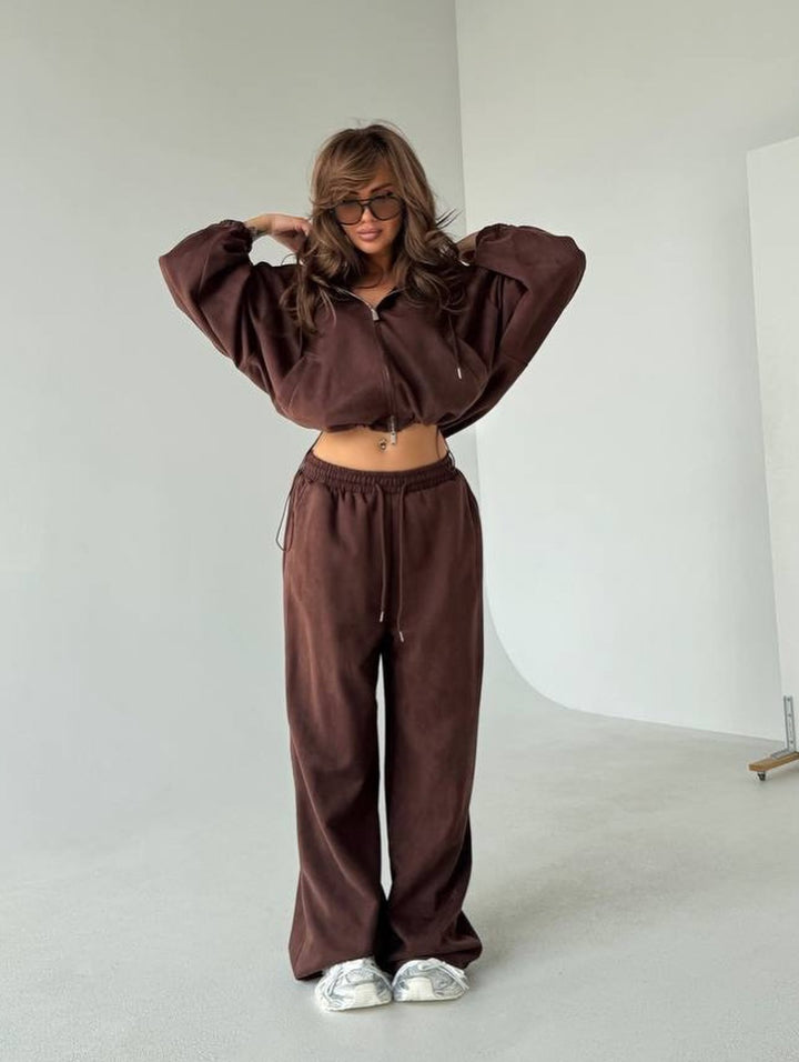 Women Velvet Cropped Hoodie with Balloon Sleeves and Wide Palazzo Sweatpants Mune Fashion