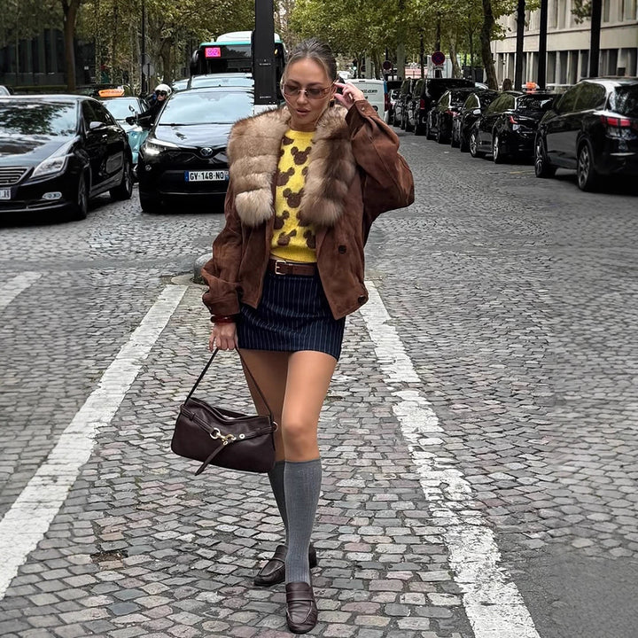 Women's suede bomber jacket with voluminous fur scarf and elastic hem Mune Fashion