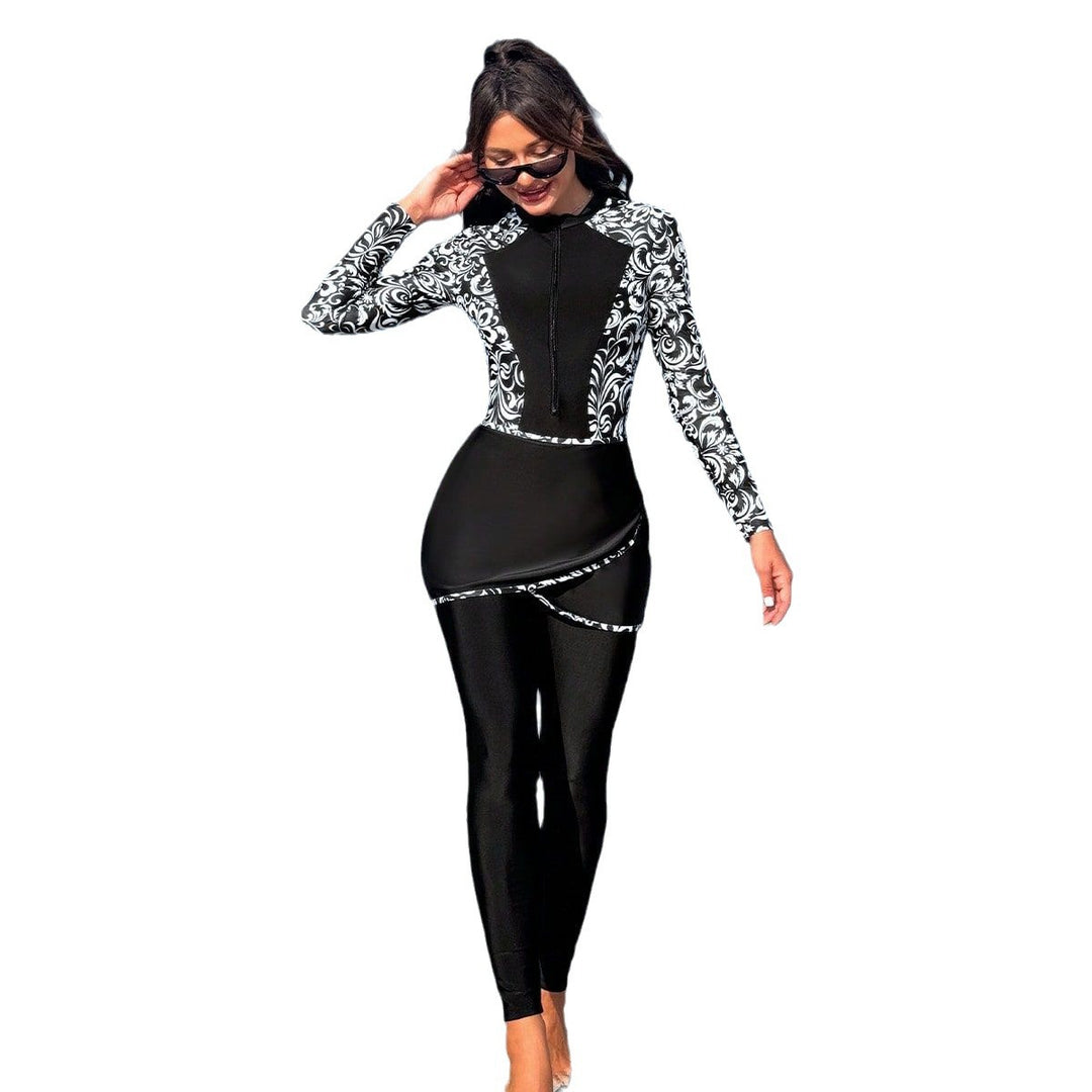 Women's fashionable UV protection beach suit with elegant ruffle details Mune Fashion