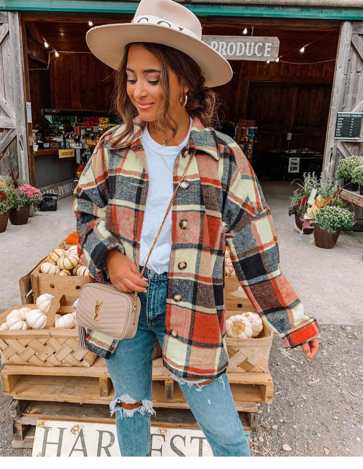 Women's Oversized Checked Flannel Shacket with Chest Pockets and Wooden Buttons Mune Fashion