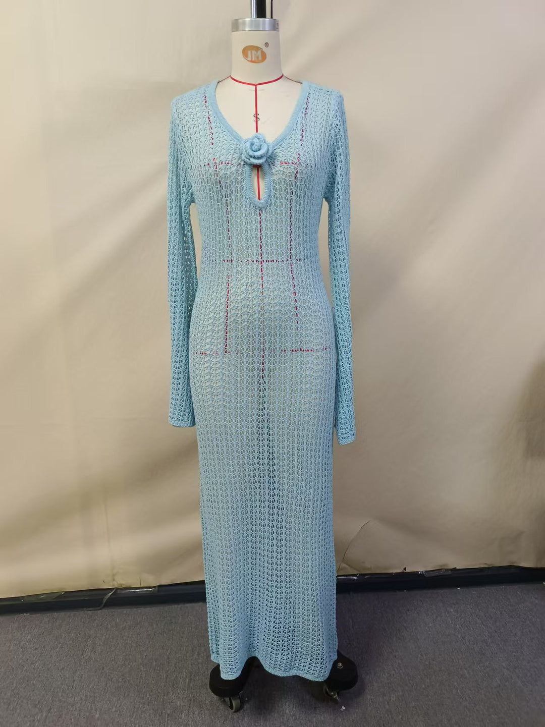 Ladies crocheted beach cover-up with front cut-out Mune Fashion