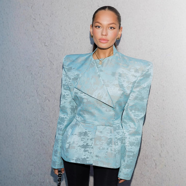 Ladies Tailored Jacquard Blazer with Defined Shoulders, Peplum and Asymmetrical Lapel Mune Fashion