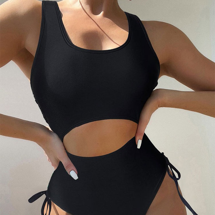 Women's one-piece swimsuit with fashionable cut-out and adjustable straps Mune Fashion