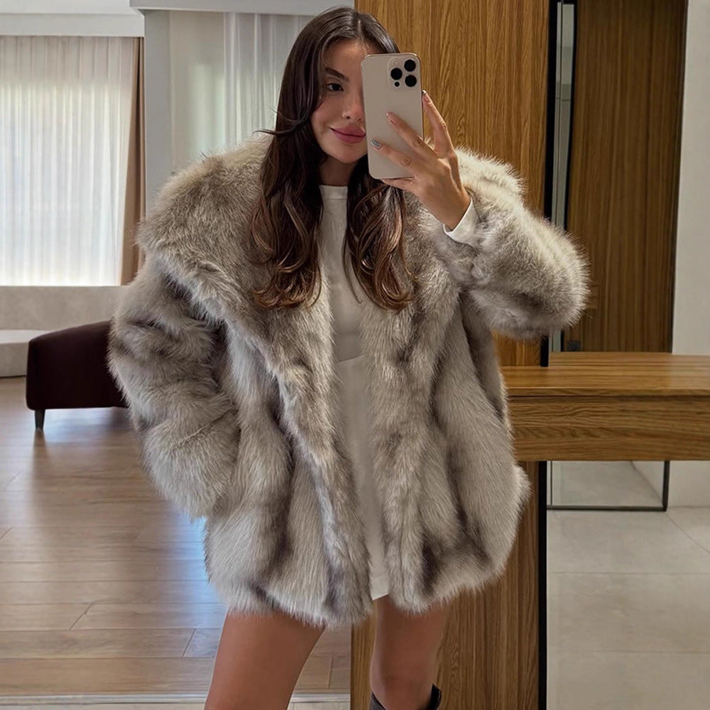 Women's Short Coat Oversize Faux Fur with Voluminous Shawl Collar and Boxy Silhouette Mune Fashion