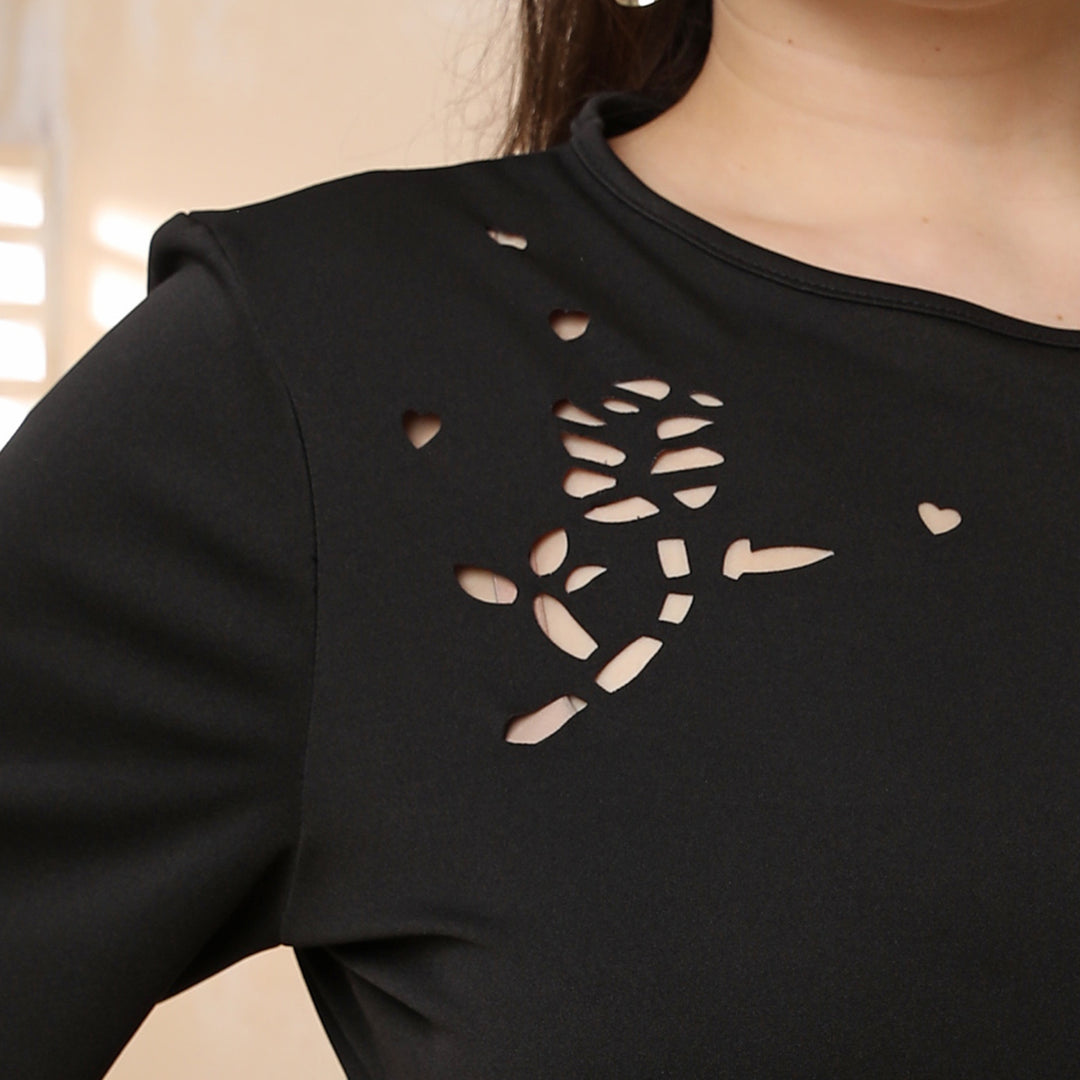 Women casual top with decorative cut Mune Fashion