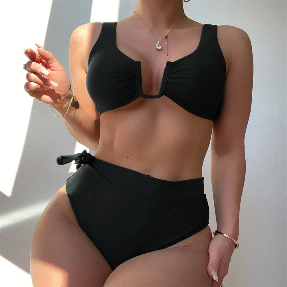 Women's bikini set with elegant knot design and high-waisted pants Mune Fashion