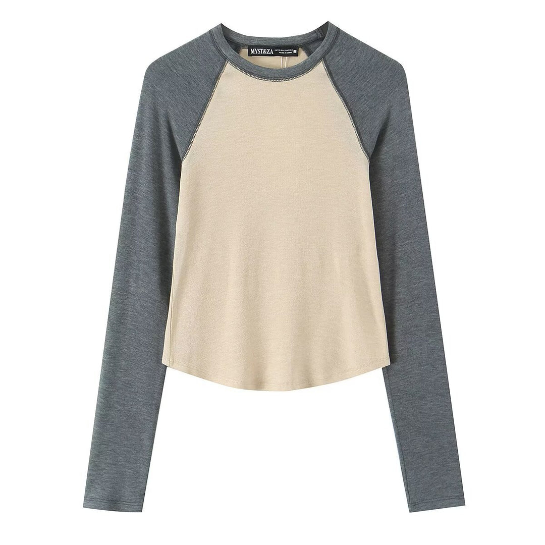 Ladies long sleeve raglan shirt made of soft jersey with a slightly fitted cut Mune Fashion