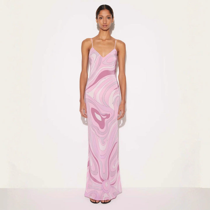 Ladies elegant slip maxi dress with V-neck, delicate spaghetti straps and retro graphic all-over print Mune Fashion
