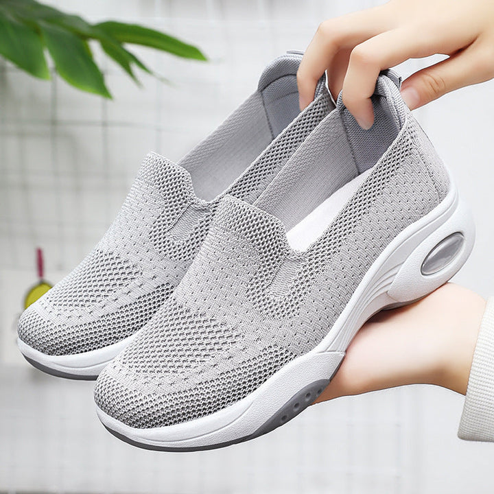 Women's Comfortable and Flexible Sneakers with Breathable Upper Material Mune Fashion