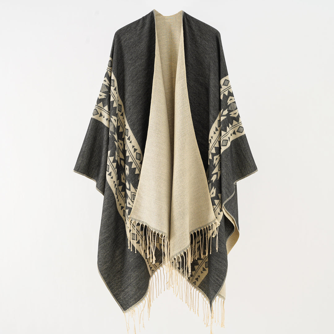 Women's Oversize Poncho with Fringes and Jacquard Pattern Mune Fashion