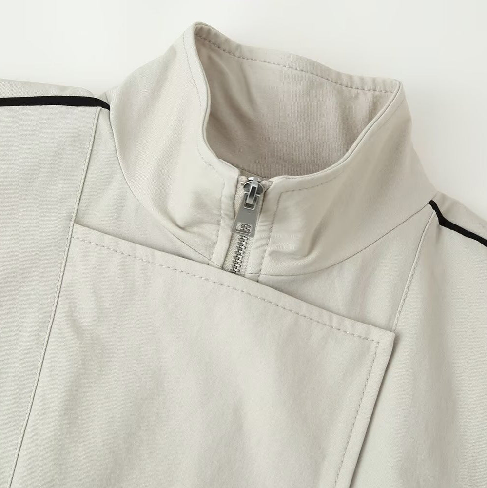 Ladies sporty-minimalist transitional jacket with high funnel collar, concealed placket and contrast piping Mune Fashion