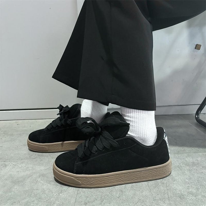 Women's Lifestyle Sneakers with thick rubber sole and soft suede upper Mune Fashion