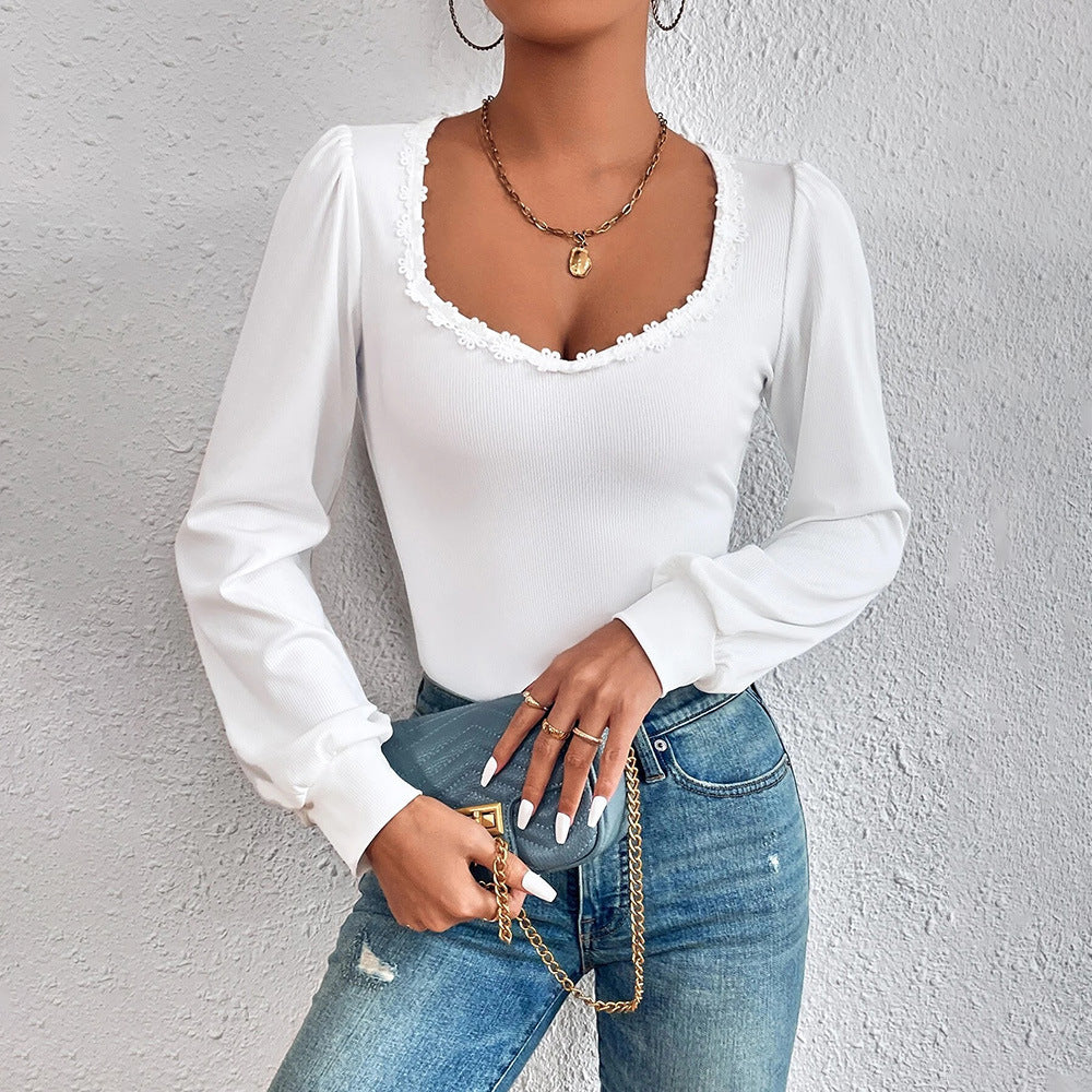 Women's fine-knit body shirt with a heart-shaped Carmen neckline, lace trim, and light puff sleeves Mune Fashion