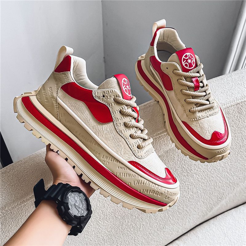 Women's fashionable sneakers with structured surface and stable sole Mune Fashion