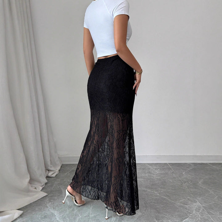 Ladies high-waisted lace maxi skirt with semi-transparent insert and trumpet hem Mune Fashion