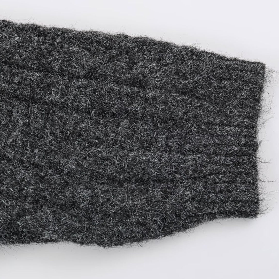 Women's Chunky Knit Oversized Sweater with High Turtleneck and Cable Pattern Mune Fashion