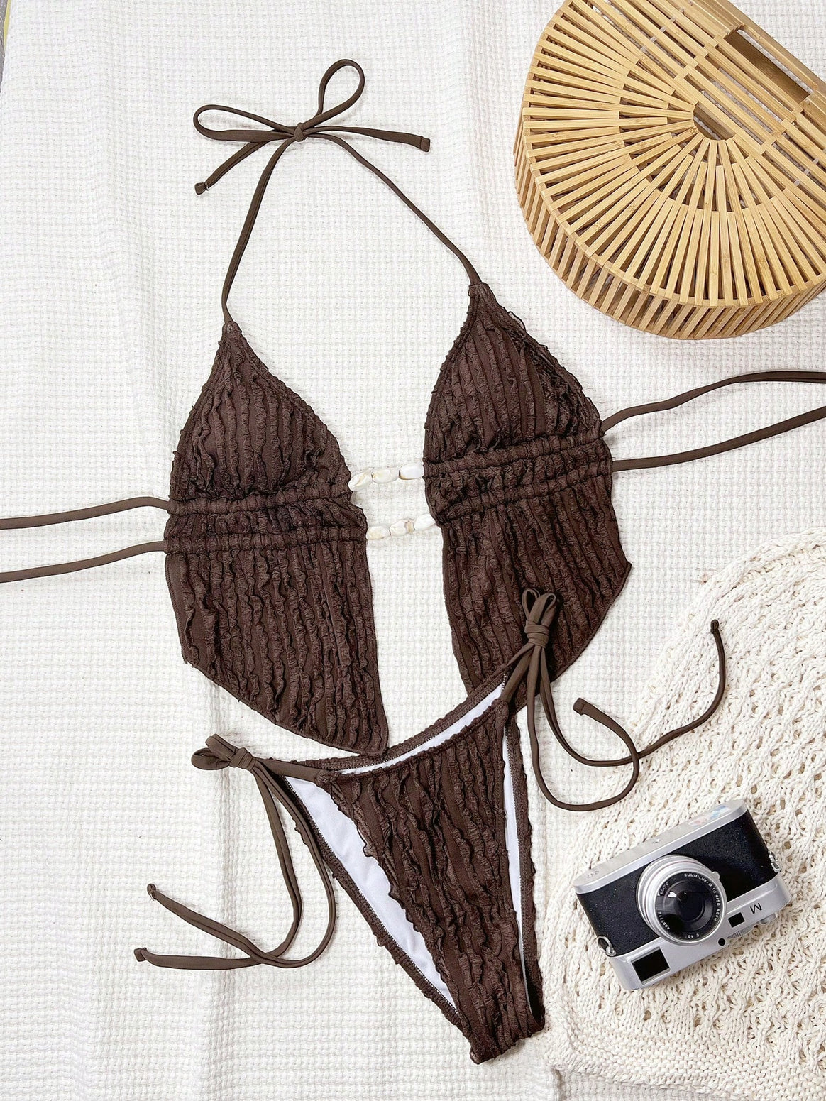 Women's bikini set with fashionable ruffle design and adjustable ties Mune Fashion