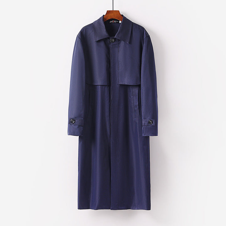 Women's lightweight trench coat with concealed button placket and shoulder cape Mune Fashion