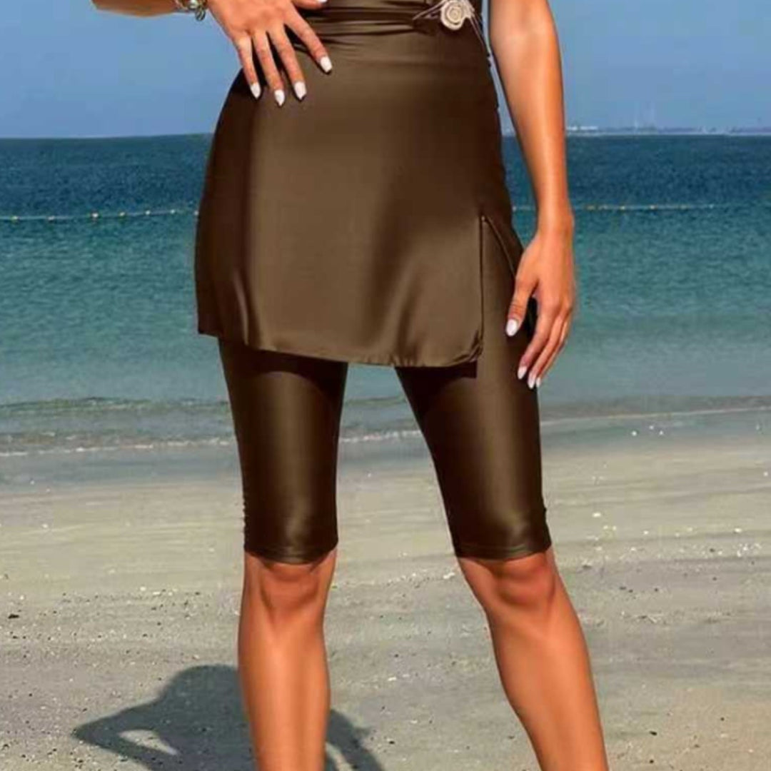 Women Stylish Sport Suit with Shorts and Wrap Look Mune Fashion