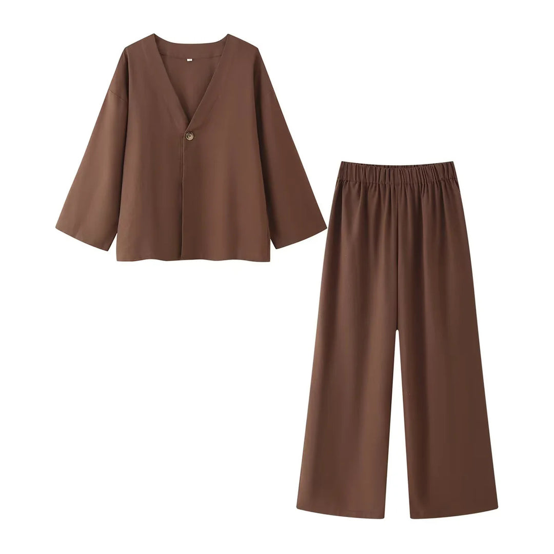 Women's casual two-piece set with V-neck blouse and wide waistband pants Mune Fashion