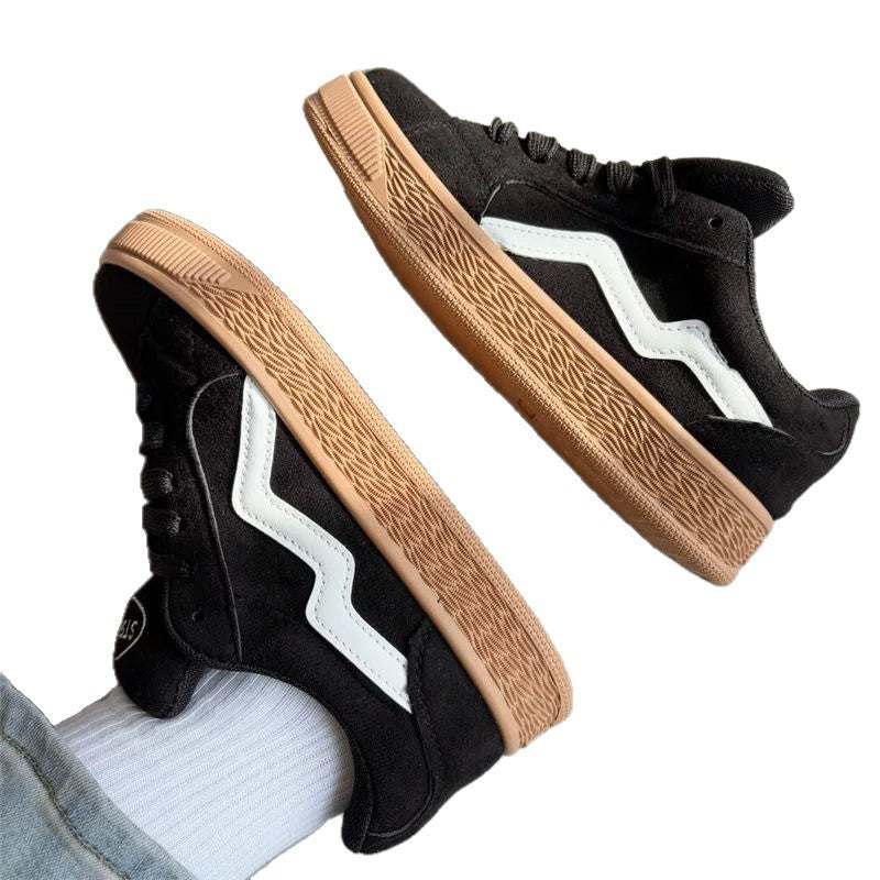 Women's fashionable sneakers with comfortable cushioning and breathable upper material Mune Fashion