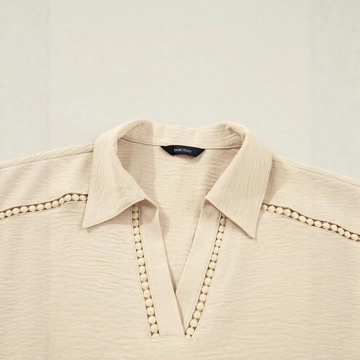 Women's blouse with V-neck, crocheted lace yoke and roll-up three-quarter sleeves Mune Fashion