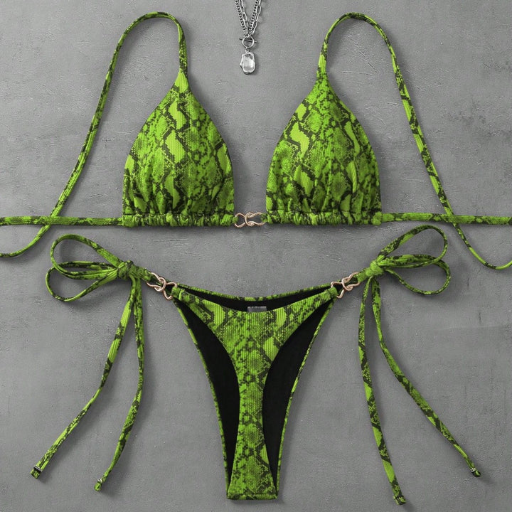 Ladies Triangle Bikini with exciting leopard pattern Mune Fashion