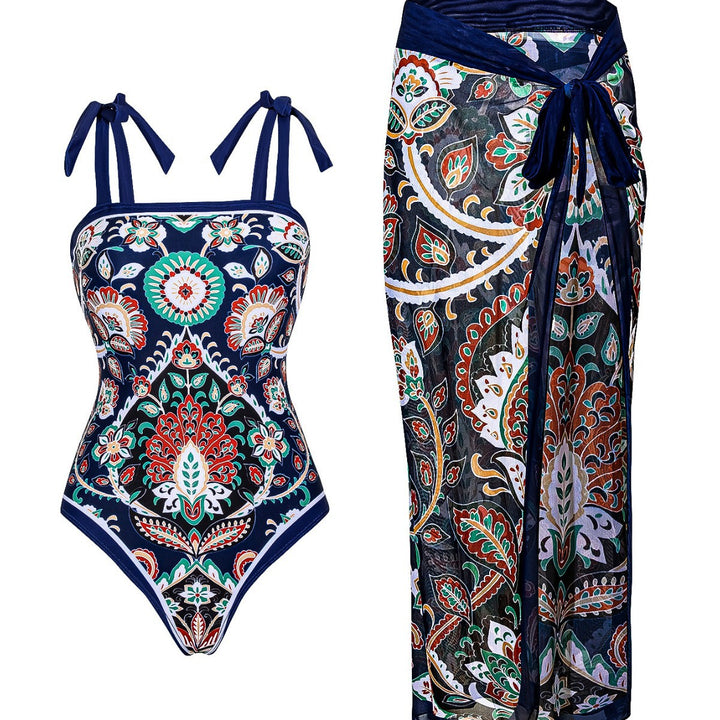 Women's tankini set with a stunning paisley pattern Mune Fashion