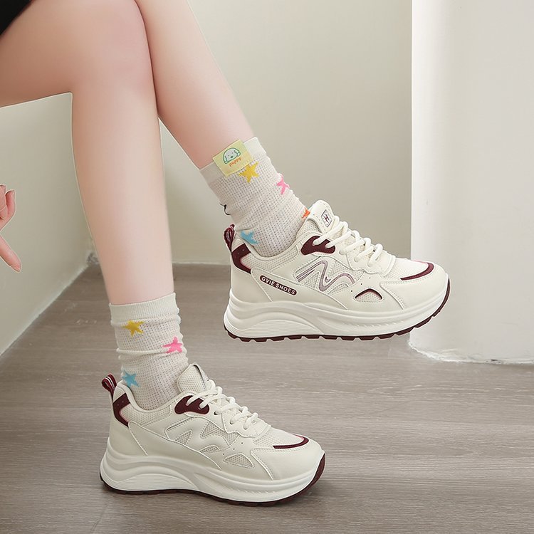 Women Comfortable Sneakers with cushioning sole and breathable upper material Mune Fashion