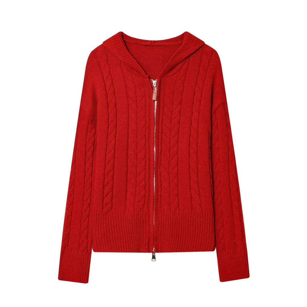 Ladies hooded cardigan with cable knit pattern and metal zipper Mune Fashion