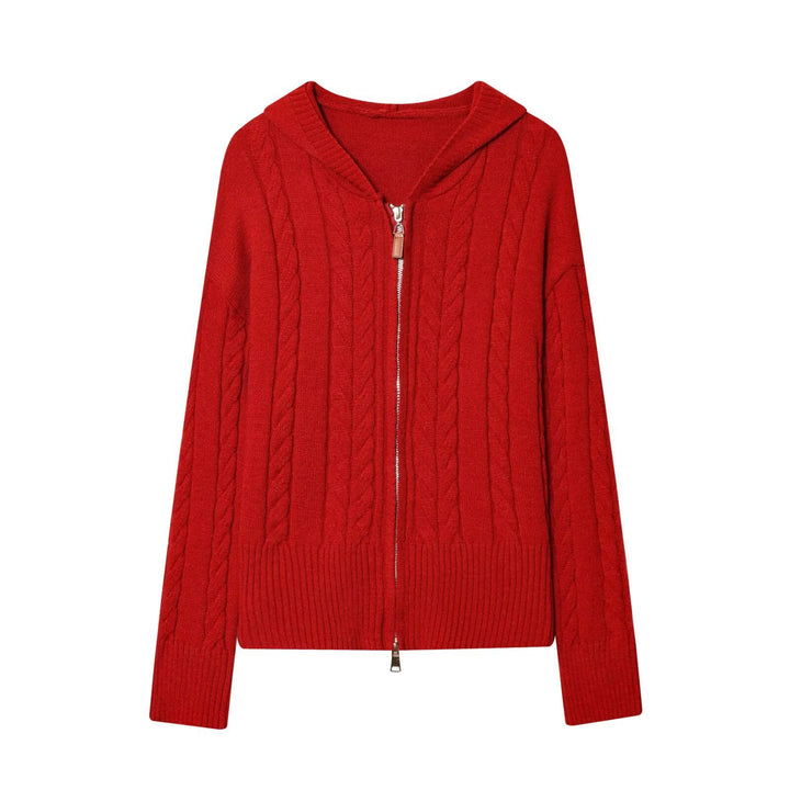 Ladies hooded cardigan with cable knit pattern and metal zipper Mune Fashion