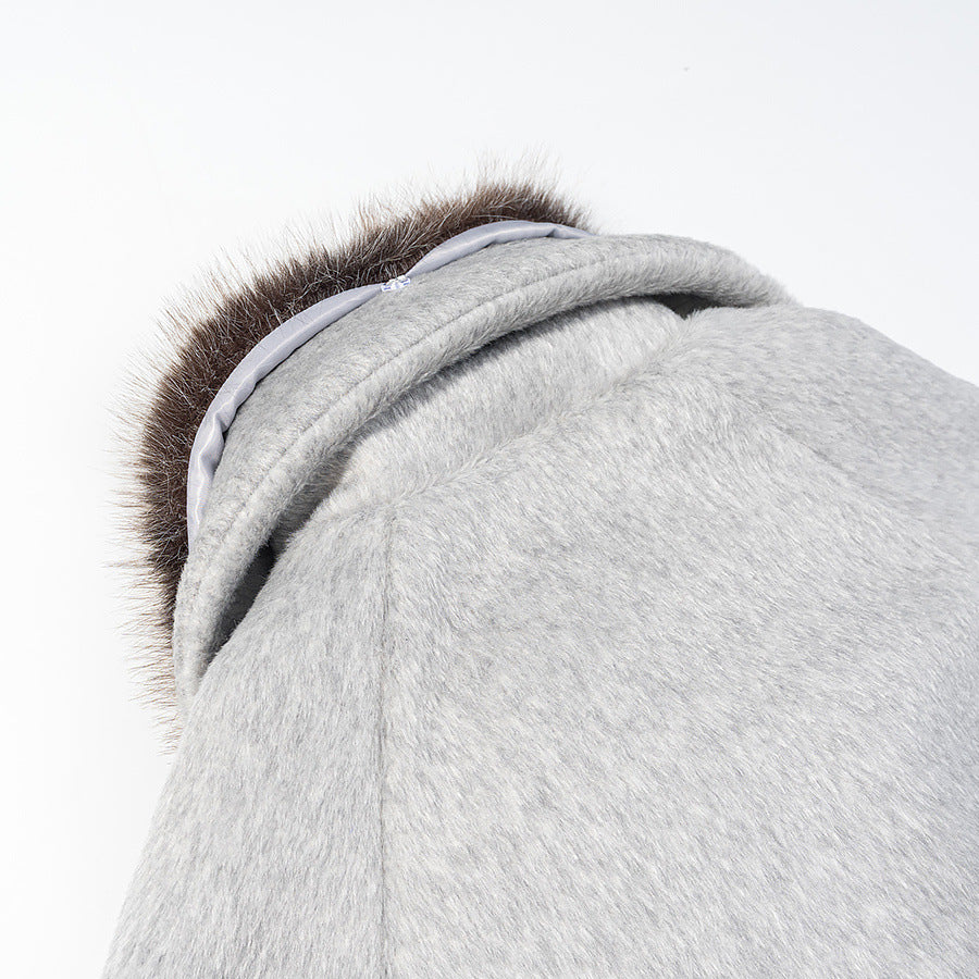 Women's short jacket made of faux fur in oversized cut with voluminous faux fur collar Mune Fashion