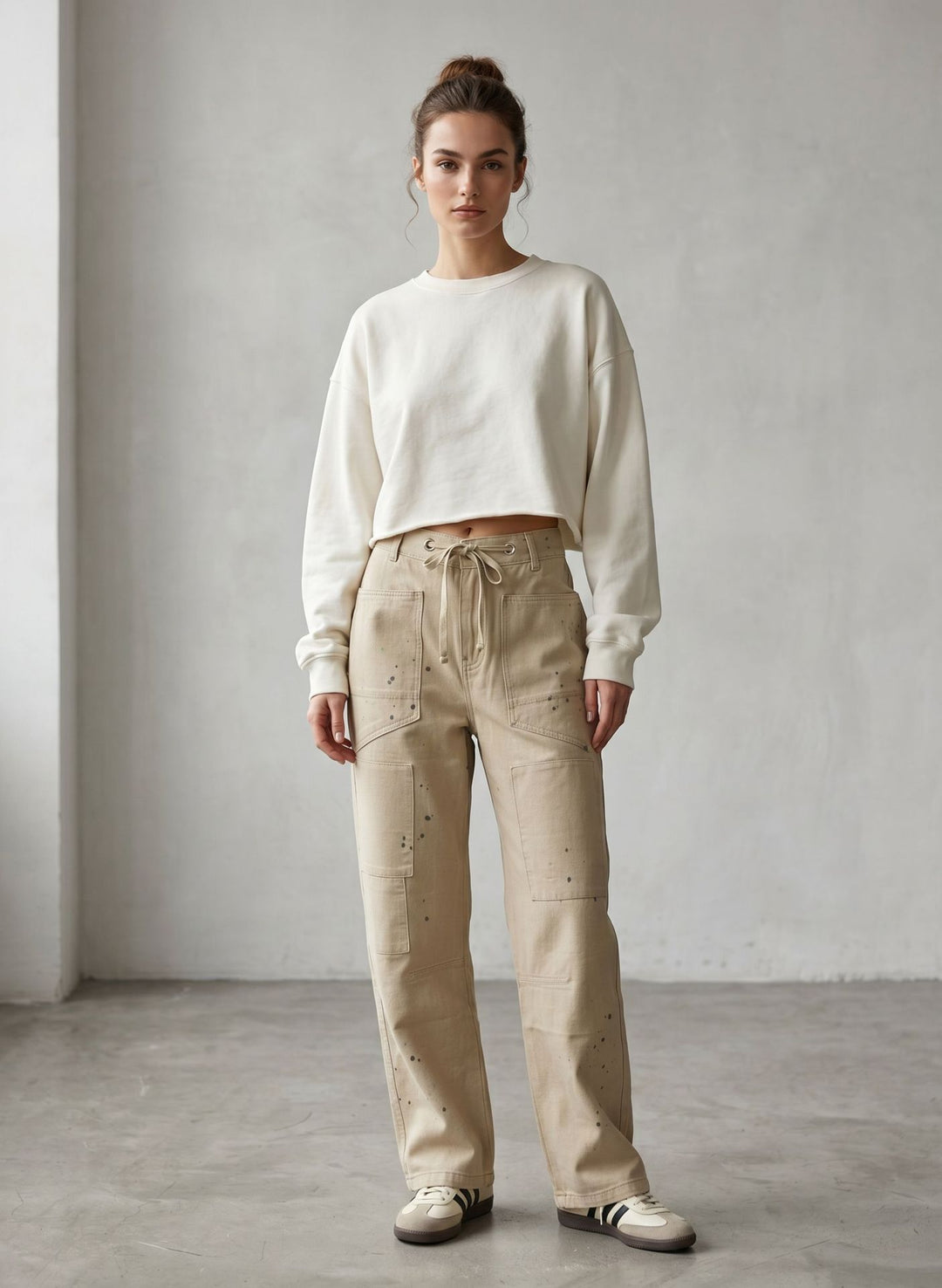 Women’s oversized knitted pullover with round neck and relaxed silhouette Mune Fashion