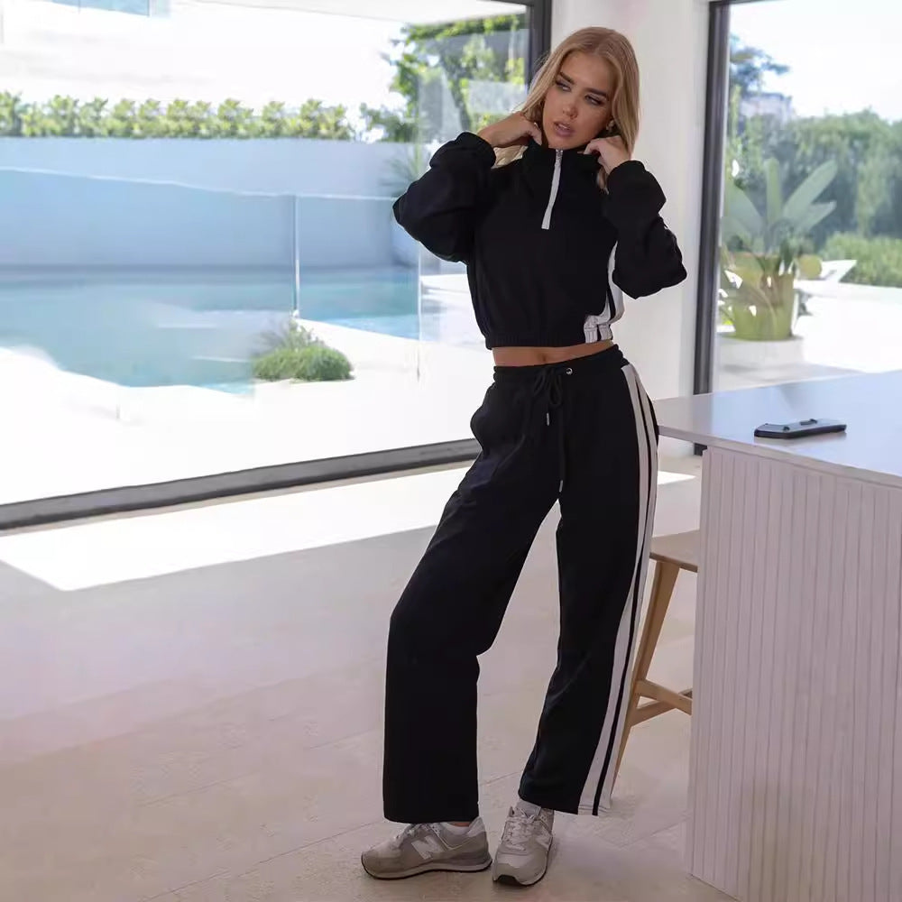 Women's casual sweat lounge set with half zip, drawstring waistband and contrast stripes Mune Fashion