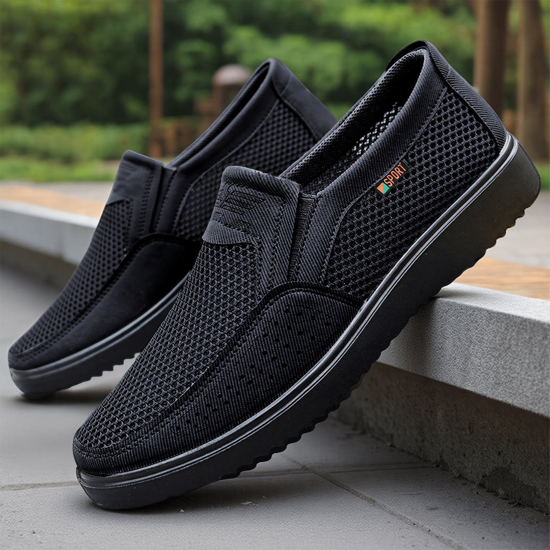 Women Breathable Slip-On Sneakers with Non-Slip Sole Mune Fashion