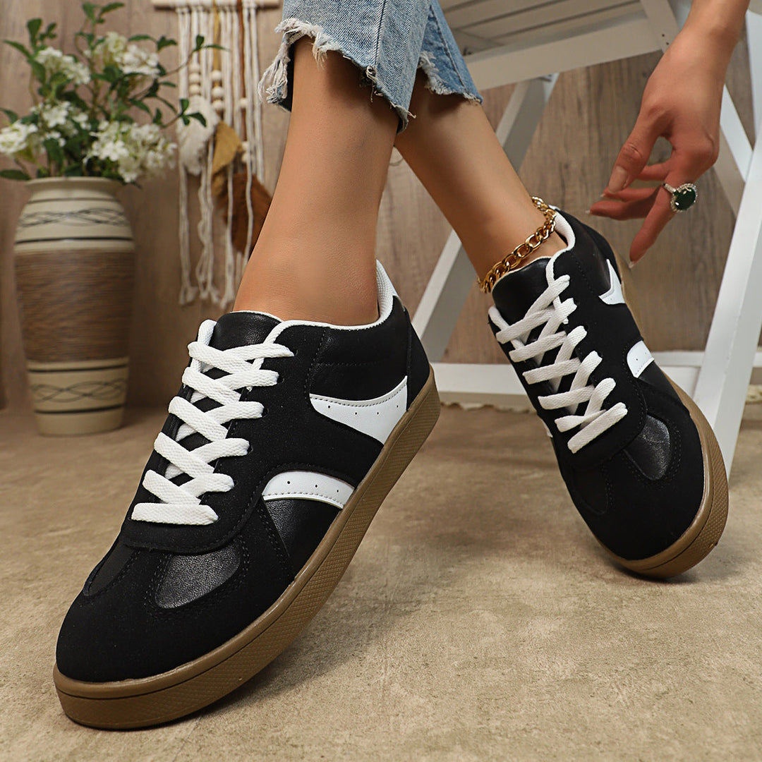 Women Sporty Sneakers with fashionable upper material and slip-resistant sole Mune Fashion