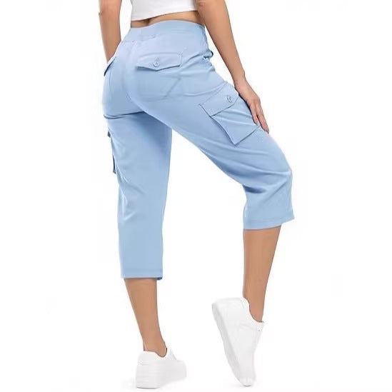 Women's capri cargo pants in Bermuda length with high waist and patch flap pockets Mune Fashion