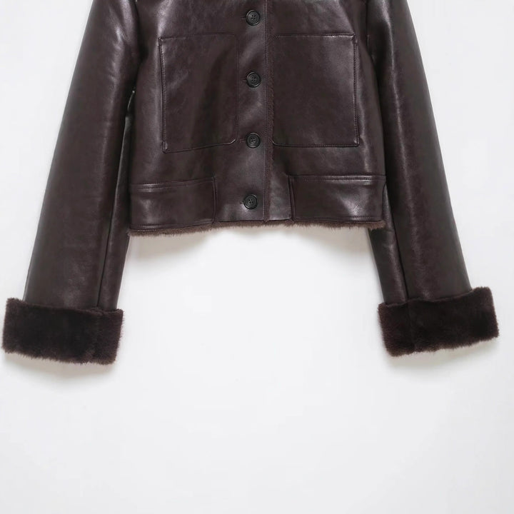 Women's cropped pilot jacket with teddy lining and adjustable neck strap Mune Fashion
