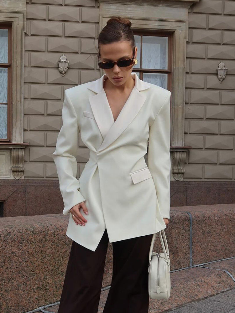Women Sculptural Tailored Blazer with Asymmetric Front and Accentuated Shoulder Mune Fashion