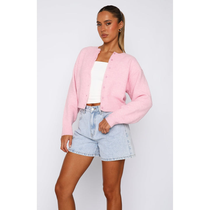 Ladies Short-Cut Cardigan with Concealed Button Placket and Balloon Sleeves Mune Fashion