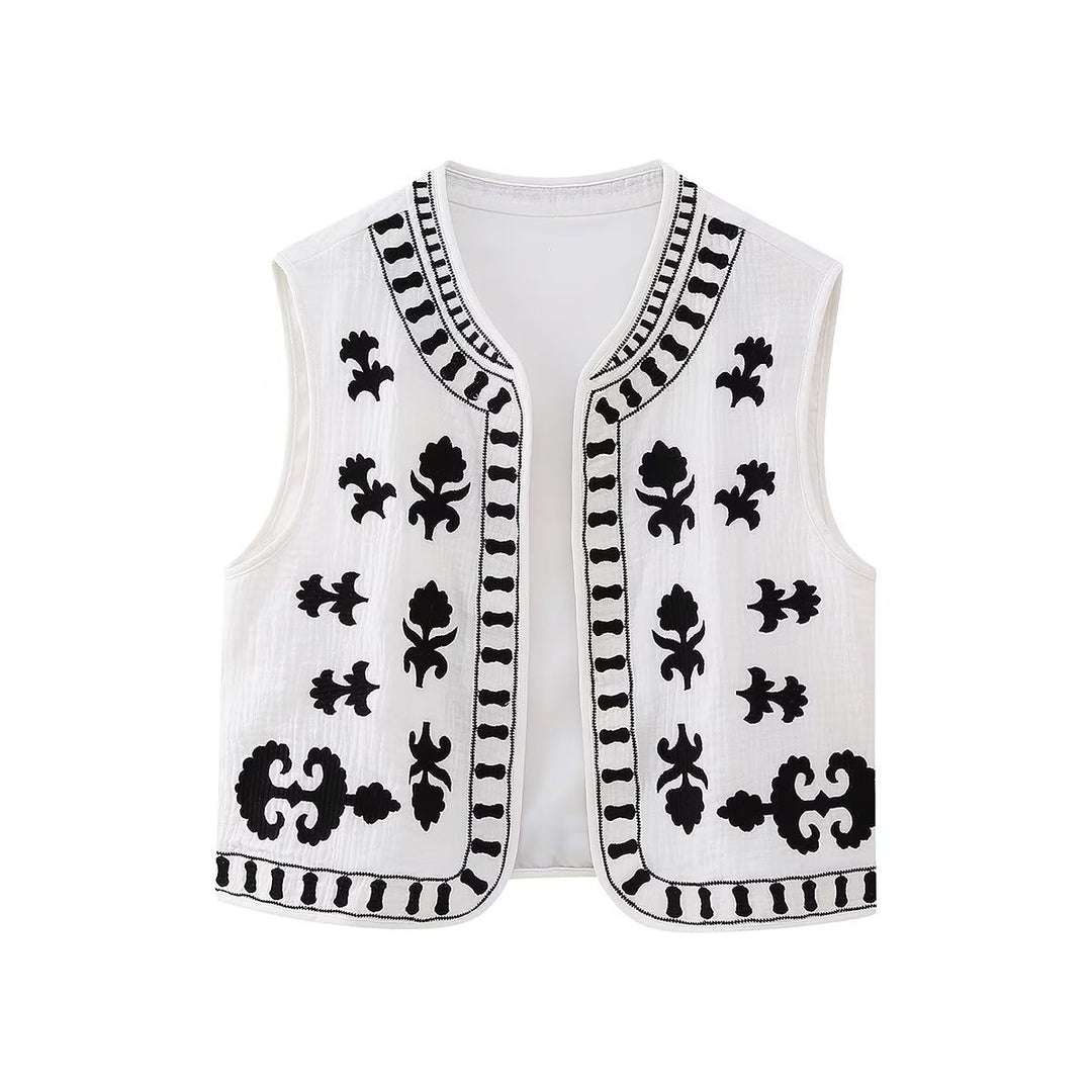 Women’s Sleeveless Embroidered Cotton Vest in Ethno-Boho Style Mune Fashion