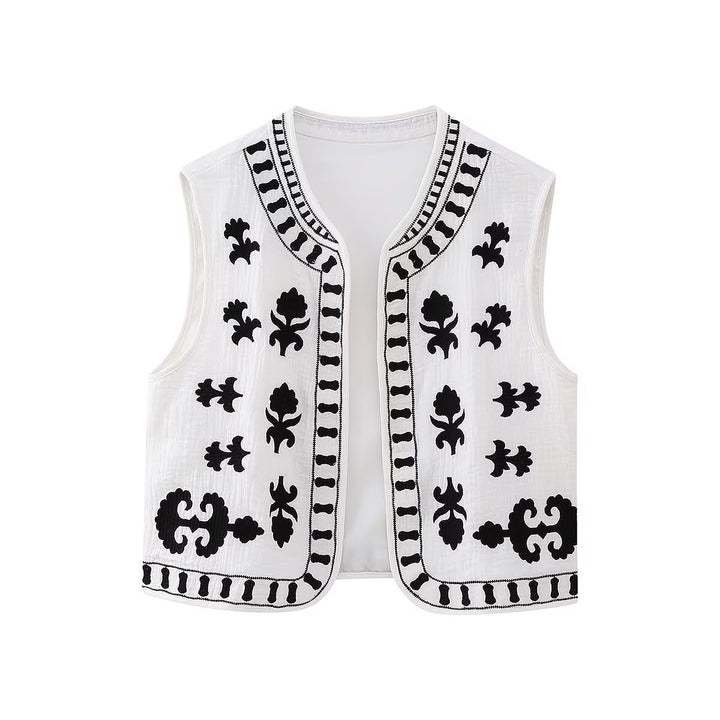 Women’s Sleeveless Embroidered Cotton Vest in Ethno-Boho Style Mune Fashion