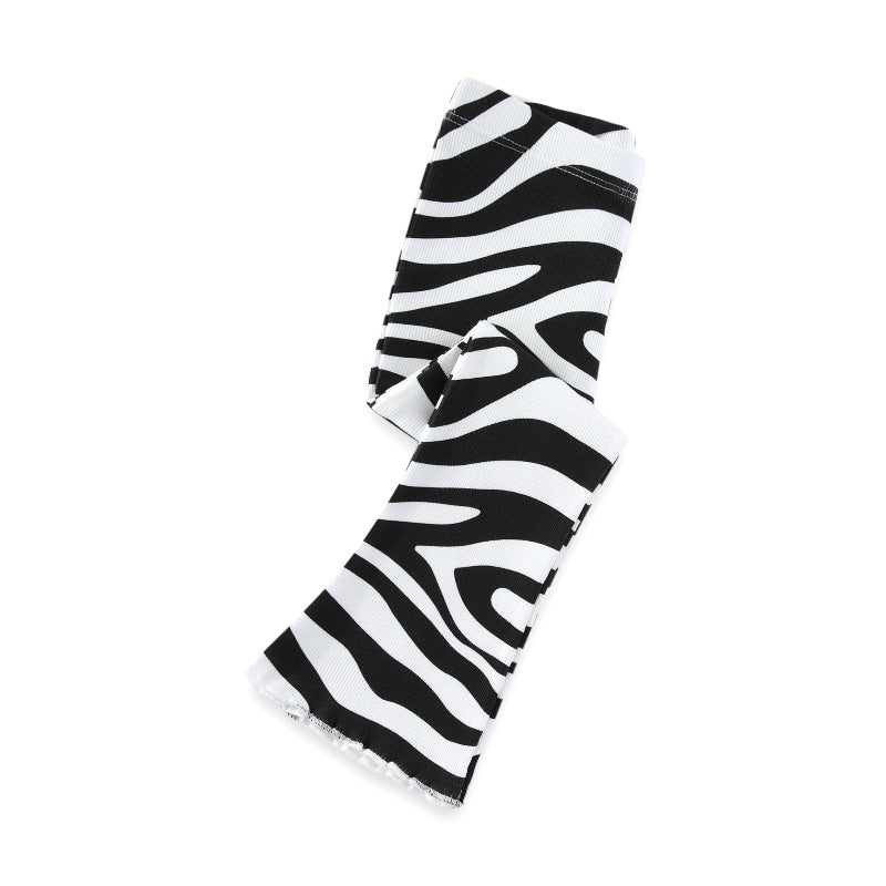 Girls flared leggings with exciting zebra pattern Mune Fashion
